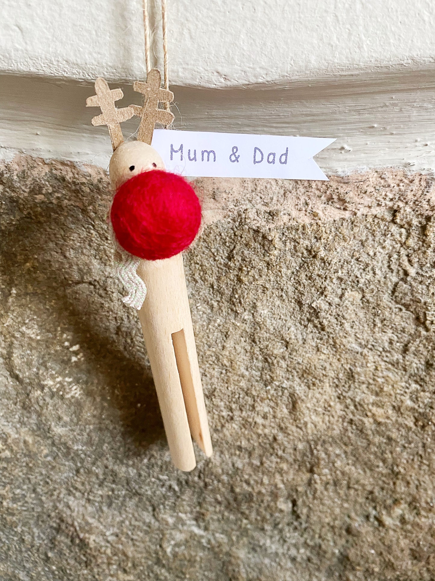Wooden peg reindeer decoration